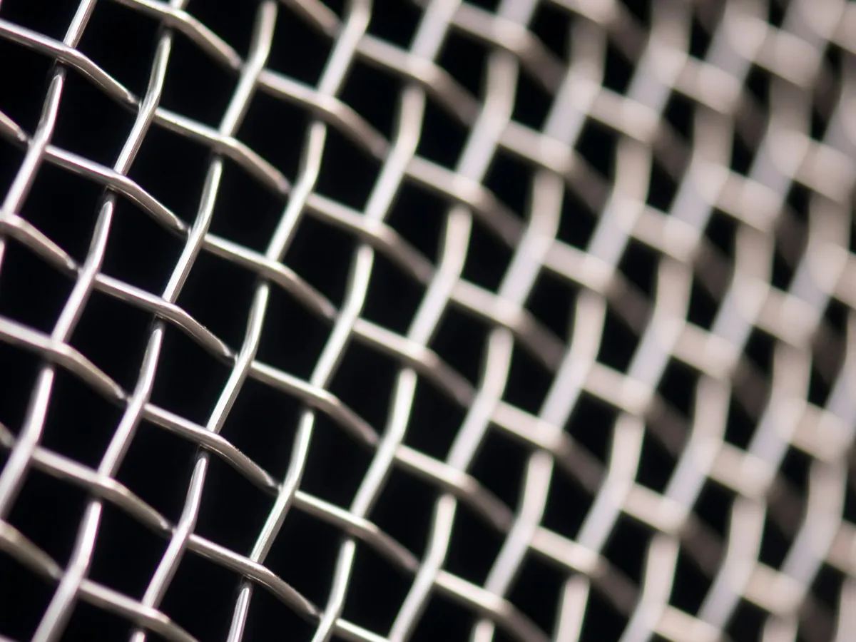 stainless steel woven wire mesh roll with controlled aperture for industrial filtration