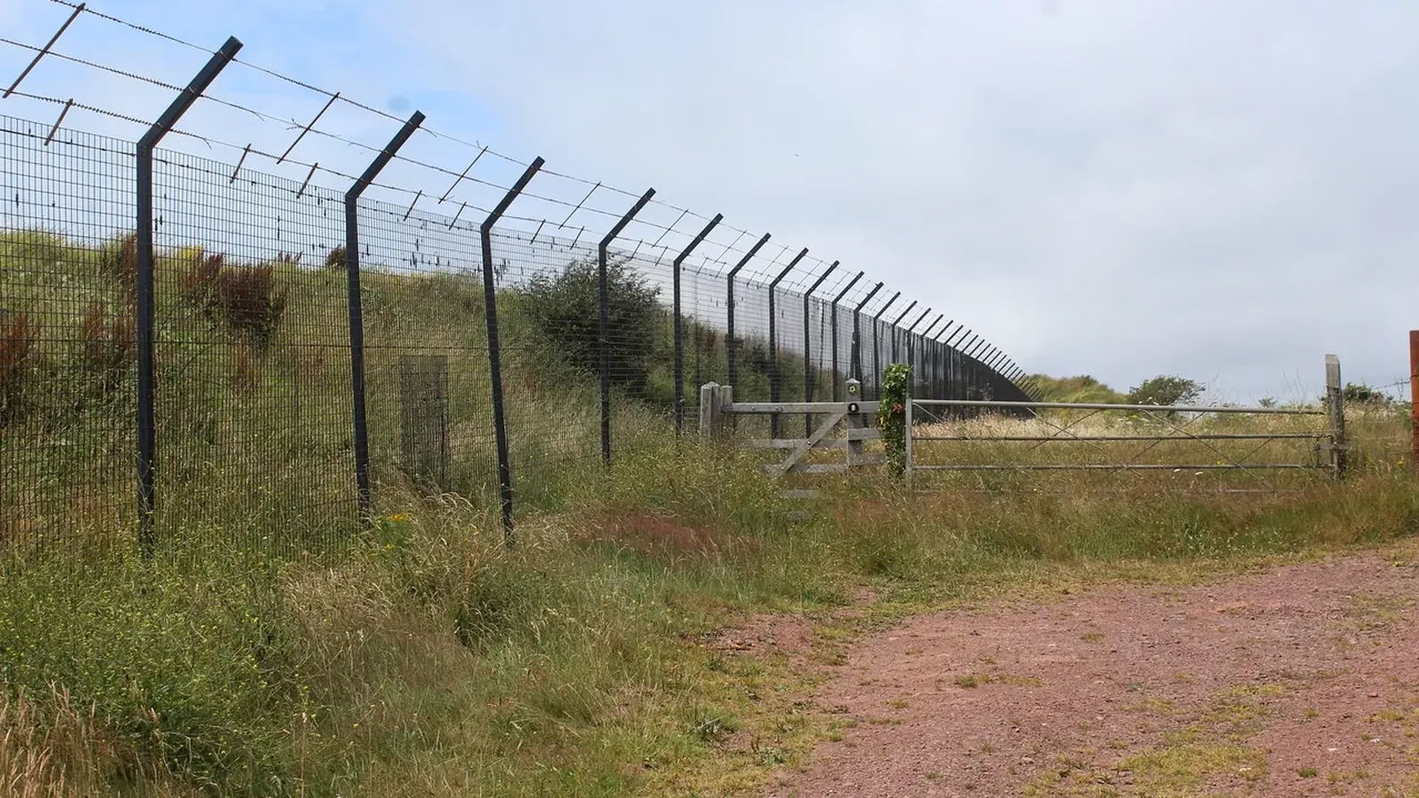 Factory & Warehouse Perimeter fence application